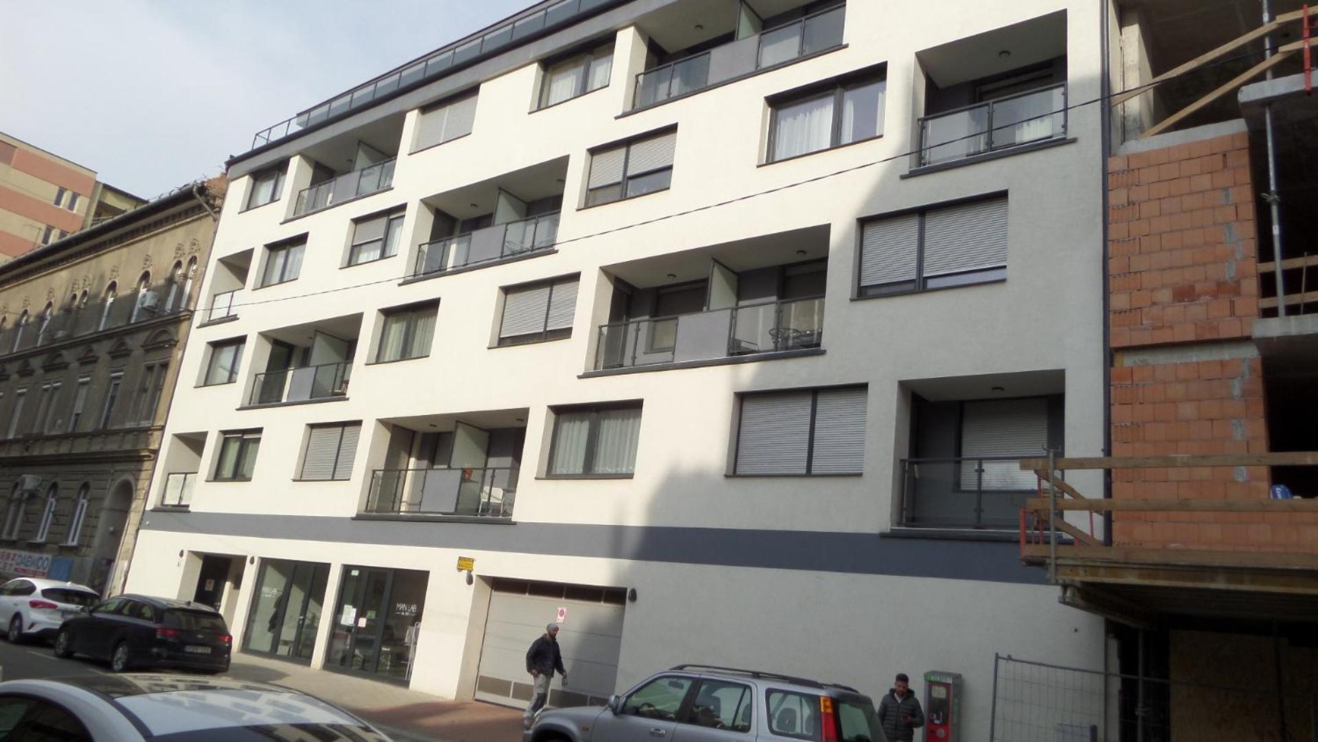 Maria's Family With Parking Apartament Budapeszt